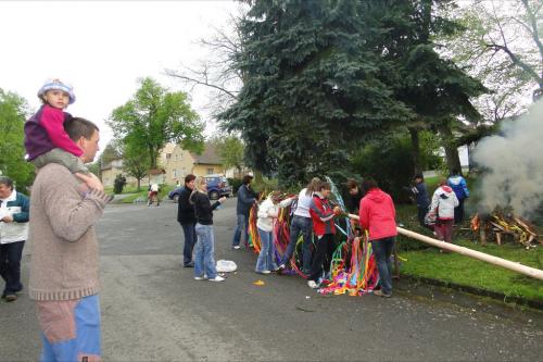Stavba májky 2011